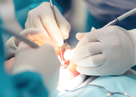 Clinica Dental Conde de Casal_Cirugia Clinica Dental Conde de Casal_Cirugia